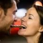 Perempuan Pilih Cokelat atau Seks? Temuan Survei Ini Mengejutkan!