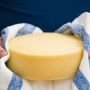 Berat Badan Lelaki Ini Turun 52 Kilo Gara-gara Makan Keju!