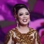 Sambut Hari Kartini, Soimah Pamer Makan Gereh