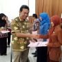 KPK Perpanjang Masa Penahanan Bupati Kebumen