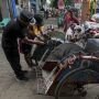 Hotman Paris Singgung Soal Becak di Jakarta pada Sandiaga