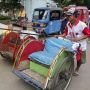 Kocak, Ide-ide Absurd Cara Genjot Becak Ala Warganet