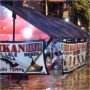 Terungkap! Identitas Lelaki Penyantap Pecel Lele di Tengah Banjir
