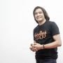 Jadi Badut, Donny Damara Lecet-lecet