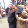 Dituduh Provokator Ricuh di GBK, Lelaki Berkumis Digebuki