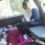 Ditolak Puskesmas karena Bau, Lansia Ini Terkapar di Mobil Angkot
