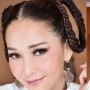 Foto Culun Maia Estianty-Mulan Jameela, Cantikan Mana?