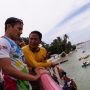 Dikalahkan Menteri Susi, Sandiaga Kondangan dan Diejek Memalukan