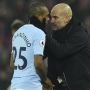 Pertanda Menyerah, Fernandinho: Man City Sudah Terlalu Jauh dari Liverpool