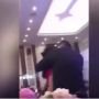 Mertua Sosor Bibir Pengantin Perempuan, Kondangan Jadi Tawuran