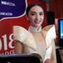 Zaskia Gotik Bawa Rendang Jengkol ke Tanah Suci