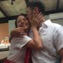 Foto Mesra Di Kereta, Chicco Jerikho dan Putri Marino Bikin Baper