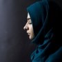 Cepat dan Mudah, Tutorial Hijab Darurat ala Warganet Ini Kelewat Kreatif