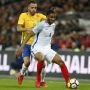 Cedera, Joe Gomez Absen Perkuat Inggris Hadapi Italia