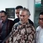 Tio Pakusadewo Bawa Harmonika ke Rutan Cipinang