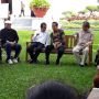 Bangun Bandara Takengon, Jokowi 'Dibayar' Puisi