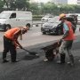 Begini Cara Perbaiki Jalan Aspal yang Retak di Negara Maju, Bisa Ditiru Nih