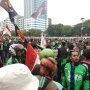 Selasa Pagi, Ribuan Driver Online di Jatim 'Geruduk' Kantor Gojek dan Grab