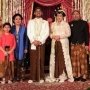 Cicit Soeharto Menikah, Mayangsari - Halimah Pakai Kebaya Kembar