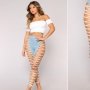 Lagi, Celana Jeans yang Hampir Tidak Menutupi Tubuh