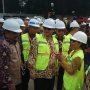 Temui Pendemo, Rini : Spanduk Pertamina For Sale Tidak Tepat