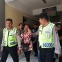 Penjual Es Kepal Milo Menangis Saat Diperiksa Polisi