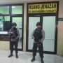Mayat Pelaku Bom Bunuh Diri Surabaya Mulai Berbau Busuk dan Anyir