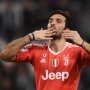 Tinggalkan Juventus, Buffon Berlinang Air Mata