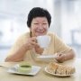 Tips Penuhi Sumber Nutrisi Seimbang Untuk Lansia