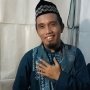 Ditinggal Istri, Ustadz Maulana Masak Sendiri