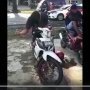 Ditilang Polisi, Iwan Pura-Pura Kesurupan