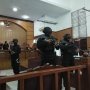 Terdengar Suara Dentuman, Sidang Terdakwa Teroris Heboh