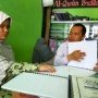 Hapus Stigma Hanya Pintar Memijat, Ada Modul Al-Qur'an Braile