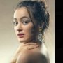 Siapa Lebih Cocok Jadi Annelies, Mawar Eva atau Stephanie Poetri?
