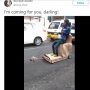 Video Ayam Tarik Kereta Heboh di Twitter