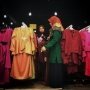 Miris, Banyak Orang Tak Mampu Beli Baju Lebaran di Negara Ini