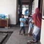 Rumah Dirusak, Jemaat Ahmadiyah Lotim Lebaran di Pengungsian