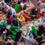 Melongok Tradisi Unik Lebaran di 7 Negara, Indonesia Ada Lho!