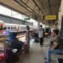 Arus Balik Stasiun Senen Ramai, 22.731 Orang Kembali ke Jakarta