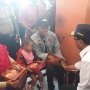Sambangi Terminal Kampung Rambutan, Menhub Bagi-bagi Nasi Kotak