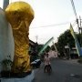 Trofi Raksasa Jadi Gerbang Masuk ke Kampung Piala Dunia