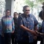Datang Pakai Kacamata, SBY Ikut Pantau Quick Count