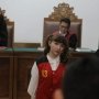 Roro Fitria Ditemani Ibunda saat Sidang Narkoba