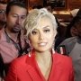 Jalan dengan Raphael Maitimo, Agnez Mo Dianggap Turun Kelas