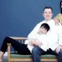 Warisi Wajah Bule, 5 Kekompakan Putra Maudy Koesnaedi dengan Sang Ayah