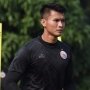 Kiper Persija Jakarta Ogah Pikirkan Tekanan dari Bonek