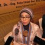 Eniya Listiani Dewi: Gaya Hidup Menggunakan Energi Terbarukan