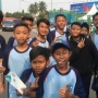 Gratis, Pelajar Antusias Saksikan Laga Pembuka Cabor Sepak Bola
