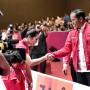 Begini Gaya Jokowi Pakai Jaket Lokal di Asian Games 2018