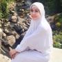 Gugat Cerai Delon, Yeslin Wang Berhijab